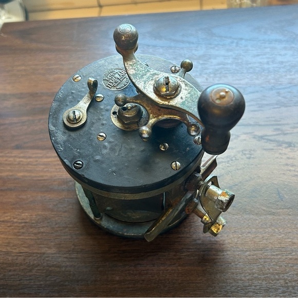 Vintage Pflueger Templar 1419 3/4 Conventional Fishing Reel - Picture 5 of 15